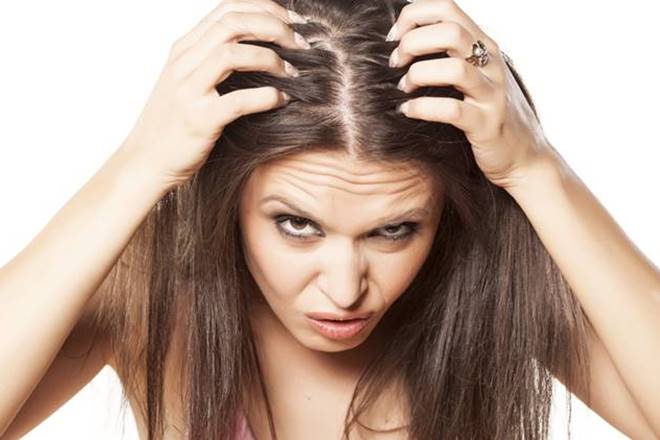 Maintenance and Care of Oily Hair