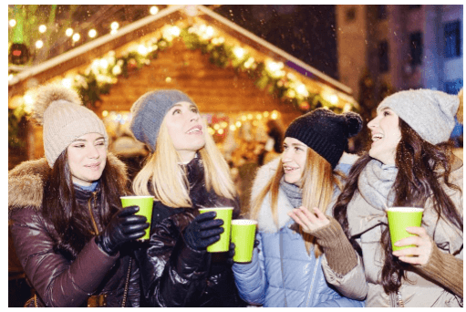 3 Cozy Outfits for Dining Outside When It’s Cold
