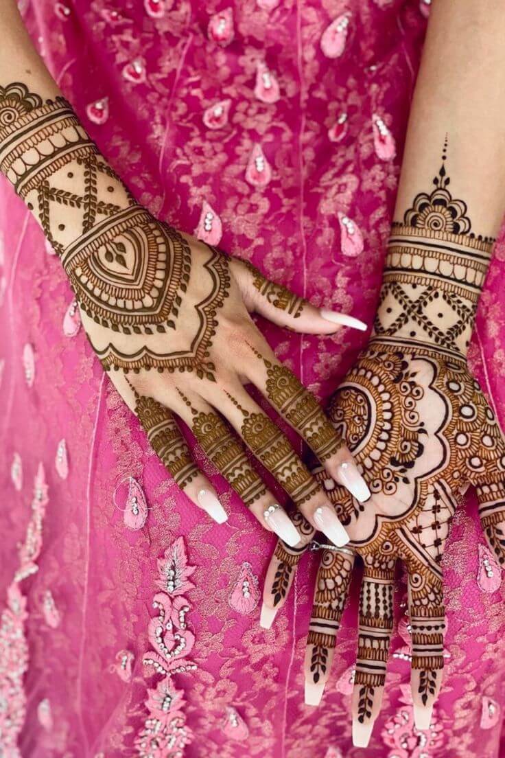Arabic Elegance mehndi design