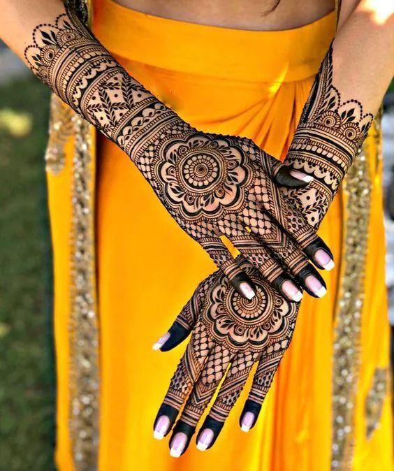 Bridal Back Mehendi