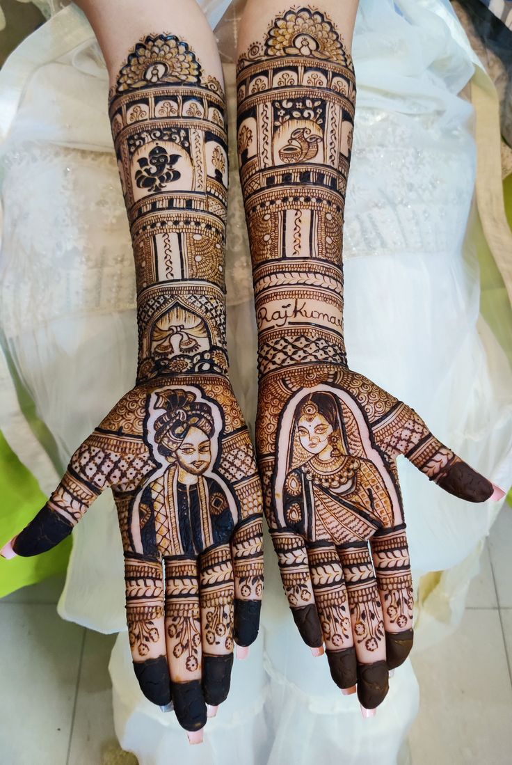Dulha Dulhan Varmala Mehndi Design