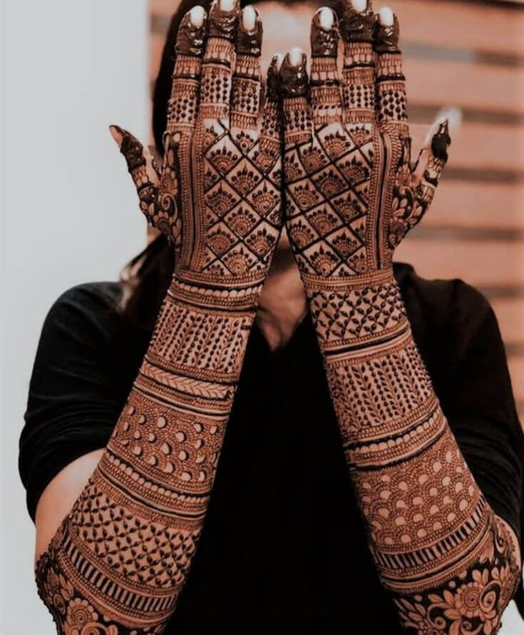 Elegant Bridal Mehndi Designs