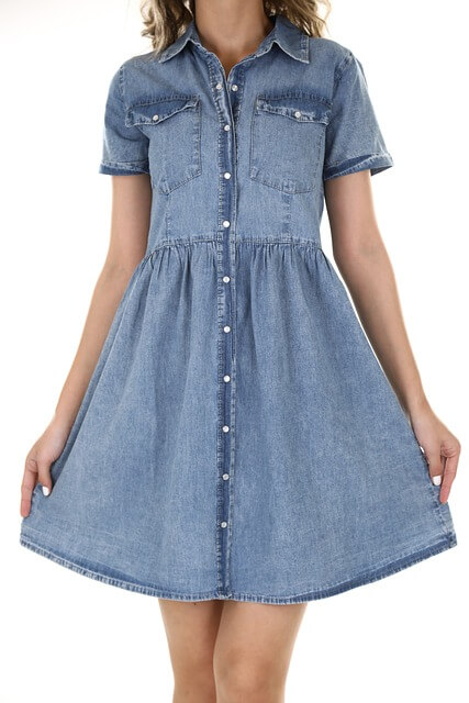 Denim fashion trends offer comfort and style